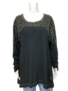 Double D Ranch Long Sleeve V Neck Stud Size: XL